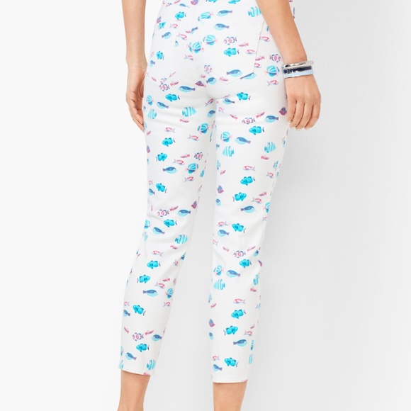 NWT Talbots High Waist Jegging Crop Pants Jeans Fish Print Size 10P 10 Petite - Picture 2 of 9